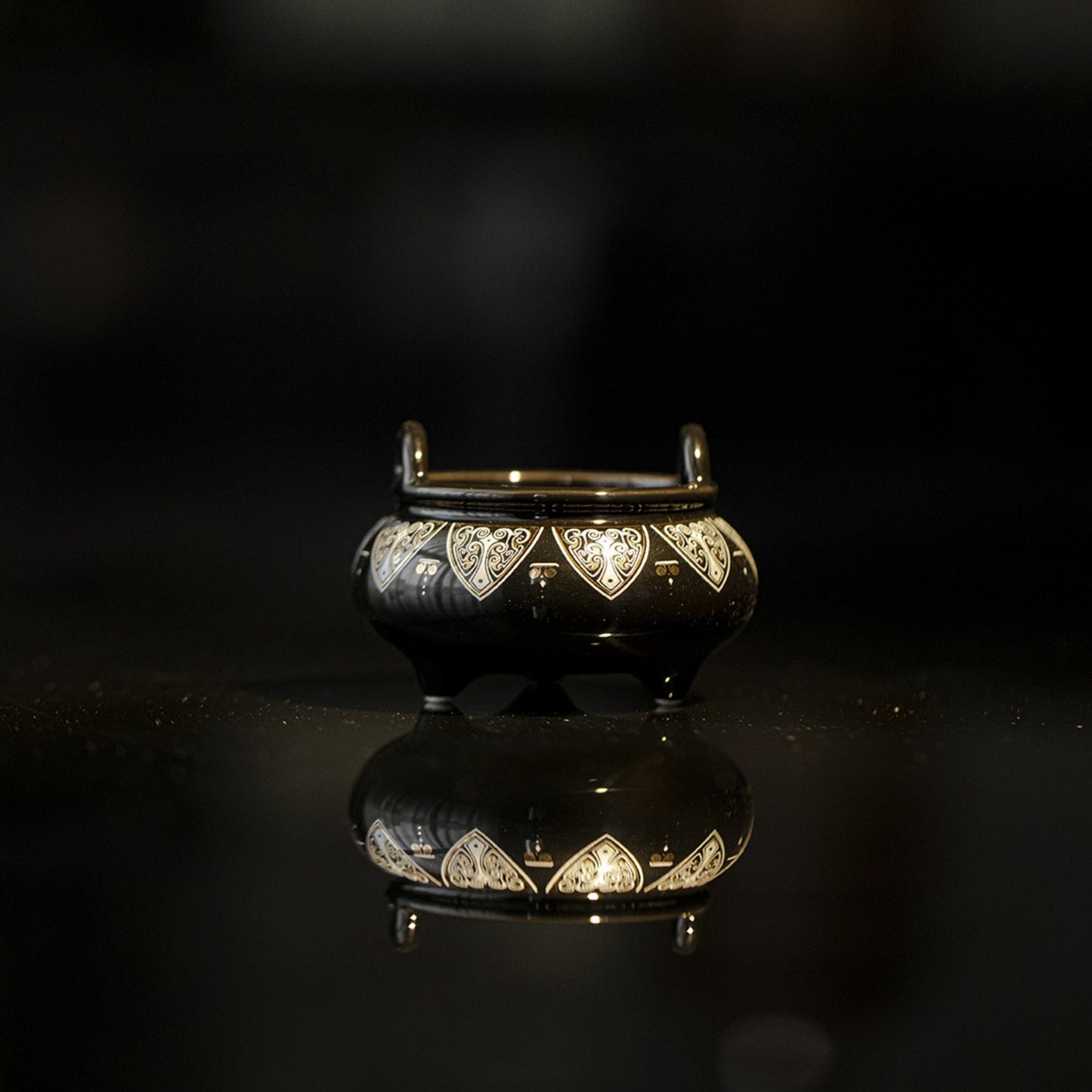 Incense Burner with Black Glazed Bronze Pattern