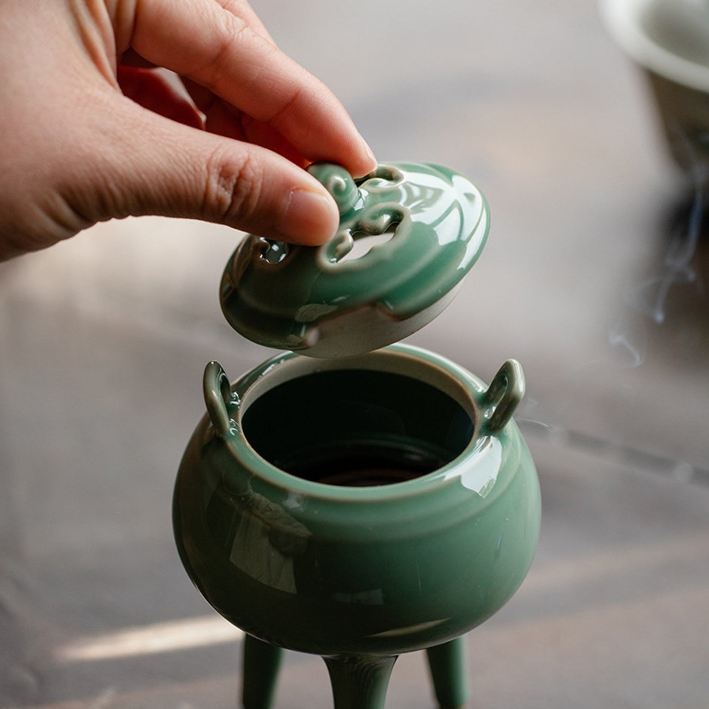Yue Kiln Zen Three-legged Incense Burner