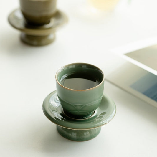 Yue Kiln Celadon Vintage Lotus Tea Cup