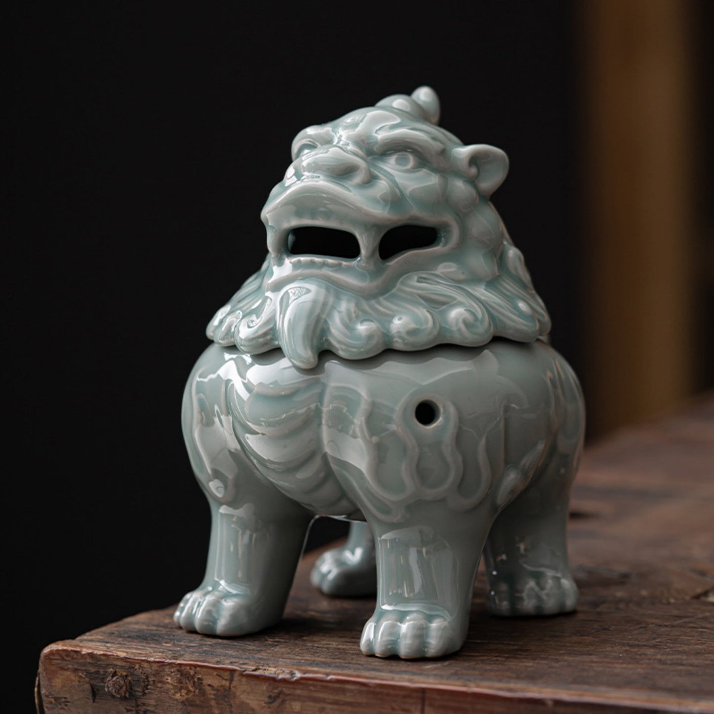 Yue Kiln Suanni Ceramic Incense Burner