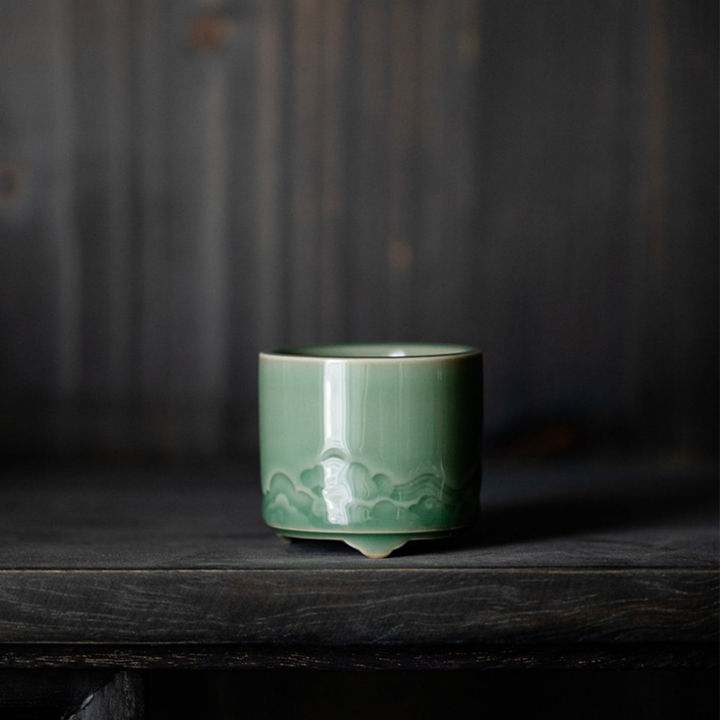 Yue Kiln Celadon Cloud Incense Burner