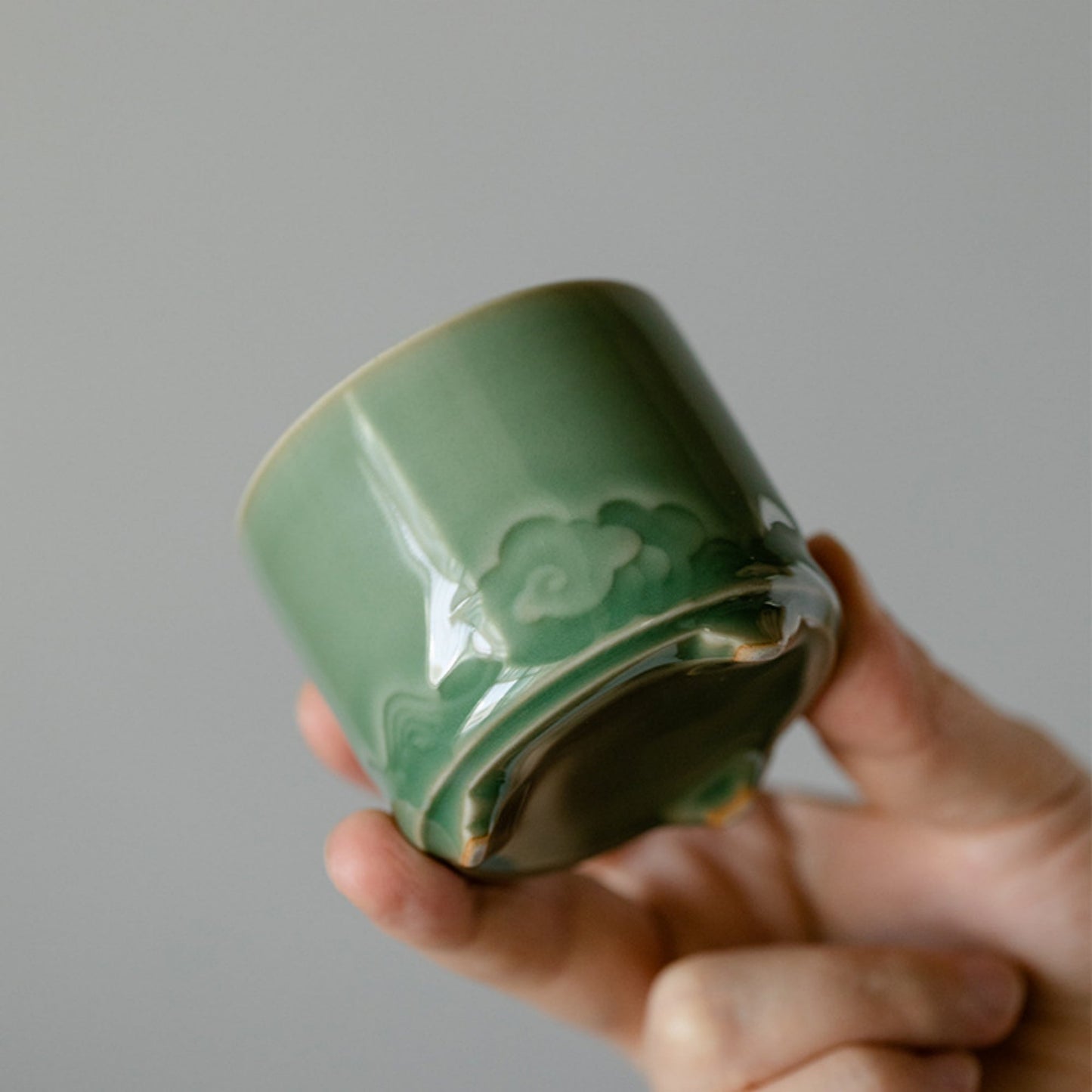 Yue Kiln Celadon Cloud Incense Burner